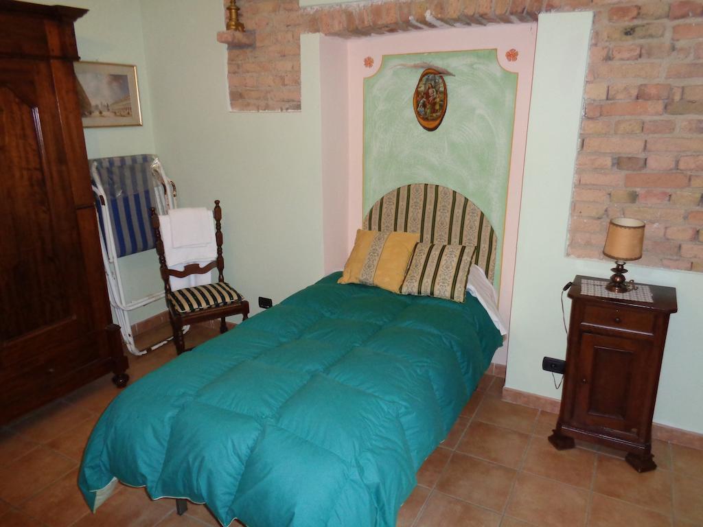 Gran Collina San Damiano dʼAsti Quarto foto